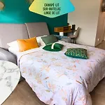 Le Pic'vert - Ideal Pro & Couples - Hopital A 400m - Parking Gratuit Sur Place - Gare Et Centre Historique 15min A Pied - Climatisation - Quartier Calme Apartment Bergerac